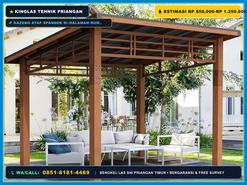 Gazebo atap spandek di halaman rumah minimalis