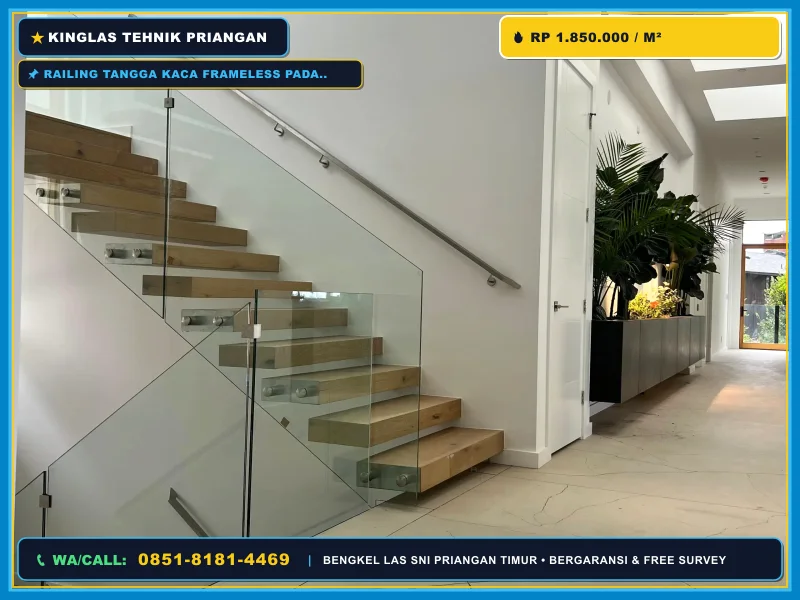 Railing tangga kaca frameless pada rumah minimalis di Cirebon