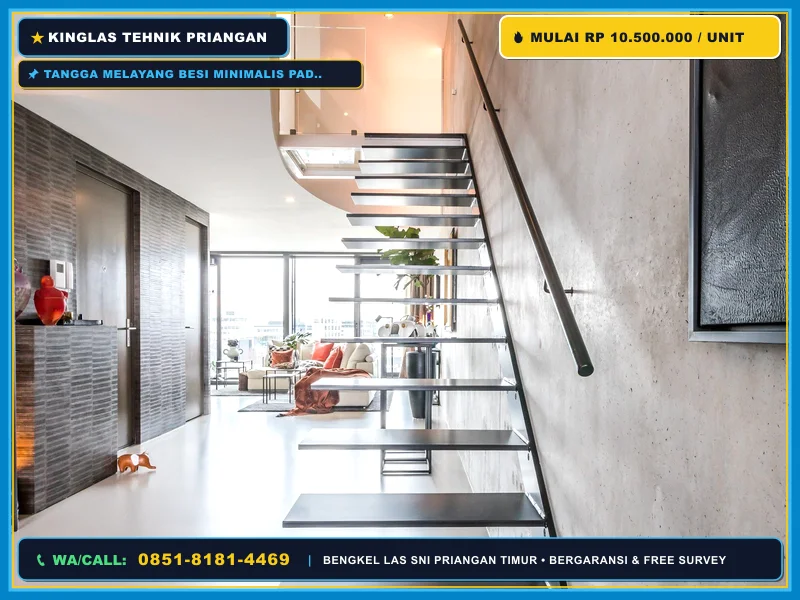 Tangga melayang besi minimalis pada interior rumah modern