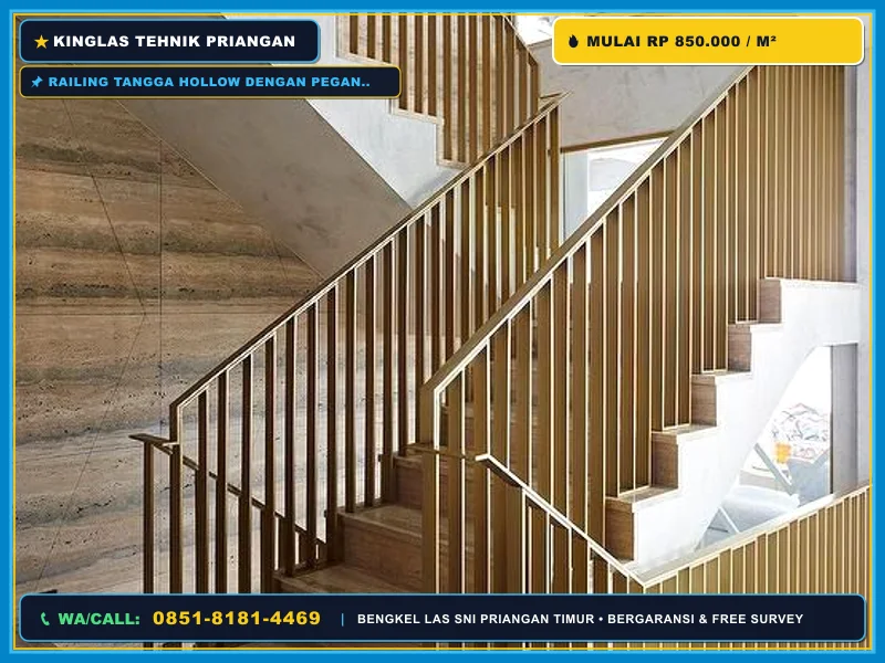 Railing tangga hollow dengan pegangan aksen kuningan dan trap kayu